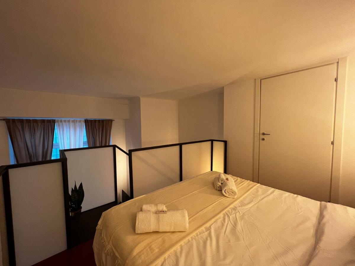Regina Milano In Porta Romana 2 - Sky Tv, Wifi E Breakfast Box Lägenhet Exteriör bild