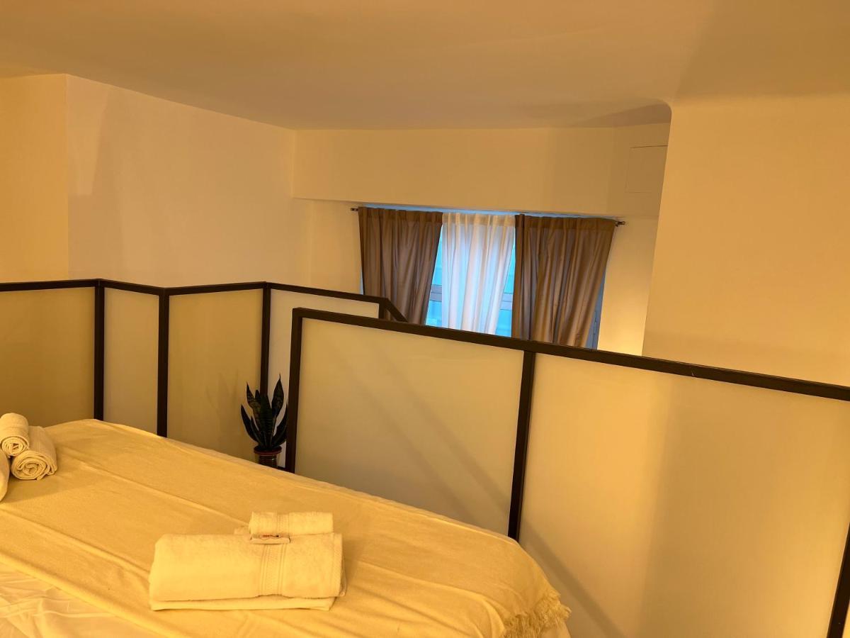 Regina Milano In Porta Romana 2 - Sky Tv, Wifi E Breakfast Box Lägenhet Exteriör bild