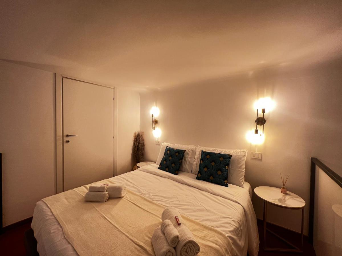 Regina Milano In Porta Romana 2 - Sky Tv, Wifi E Breakfast Box Lägenhet Exteriör bild