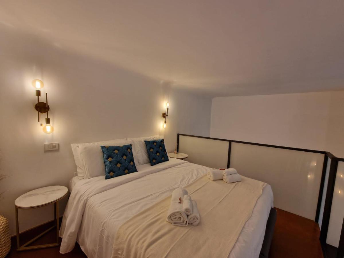 Regina Milano In Porta Romana 2 - Sky Tv, Wifi E Breakfast Box Lägenhet Exteriör bild